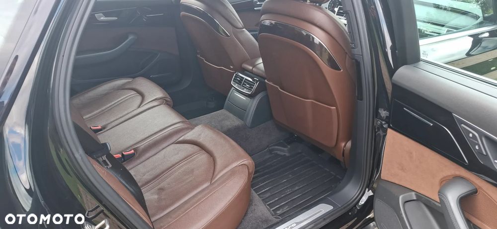 Audi A8 4.0 TFSI cylinder on demand quattro tiptronic Lang - 21