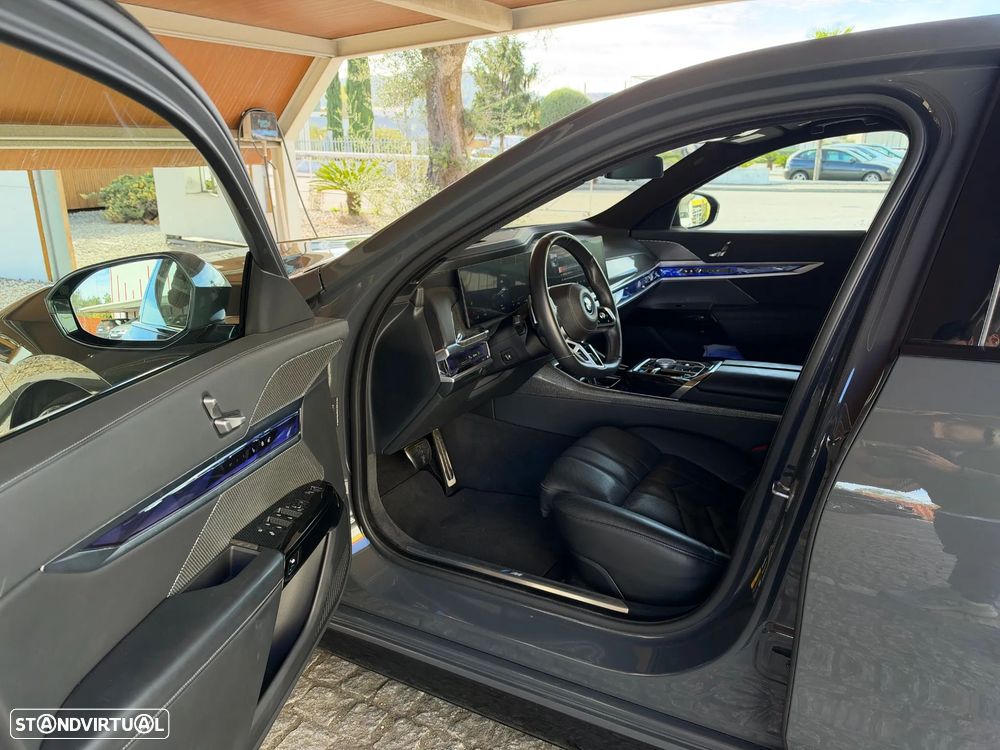 BMW i7 eDrive50 Pack Desportivo M Pro - 7