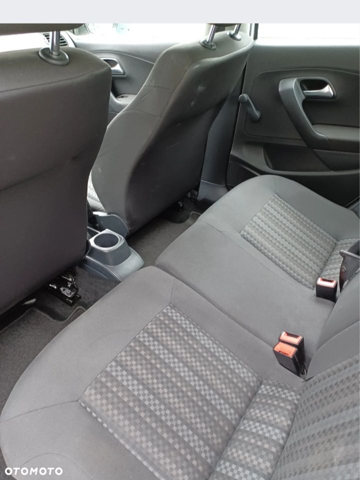 Volkswagen Polo 1.0 BMT Trendline - 4