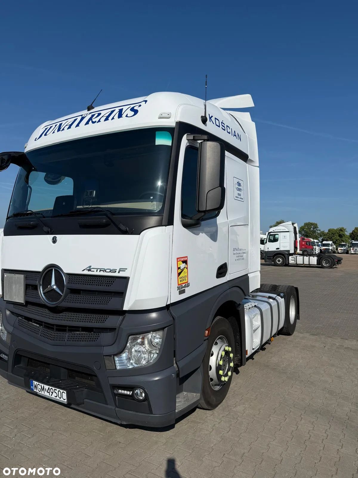 Mercedes-Benz Actros - 1