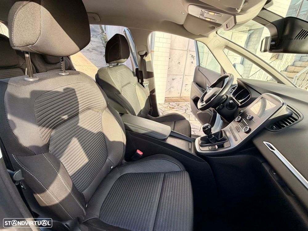 Renault Scénic 1.2 TCE Sport SS - 9