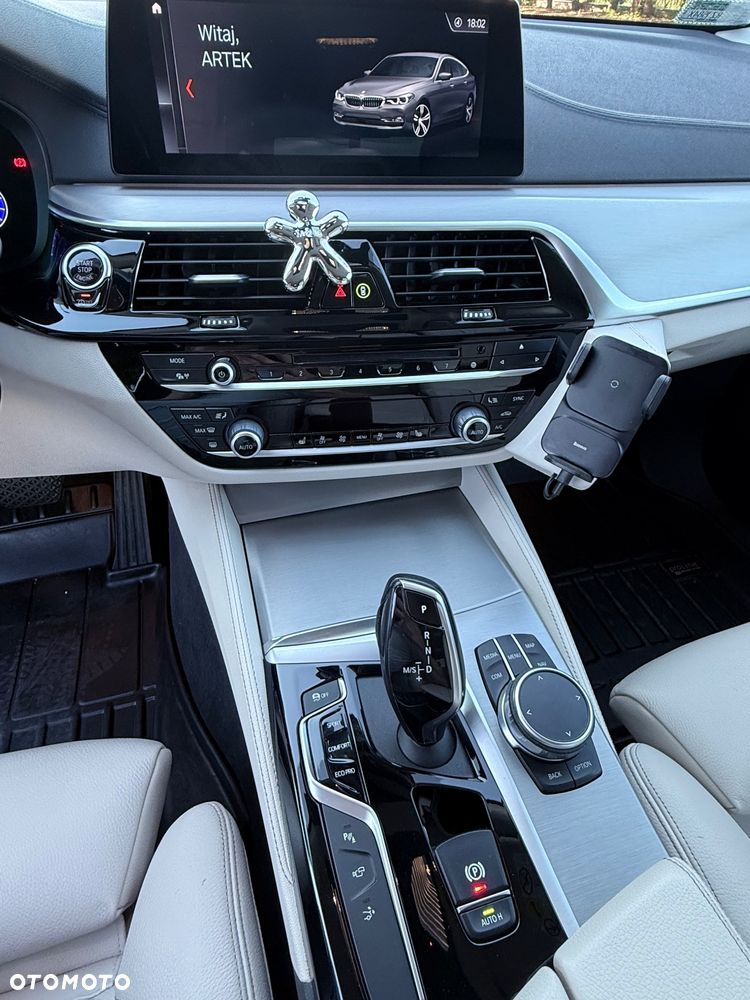 BMW 6GT 620d Luxury Line - 24