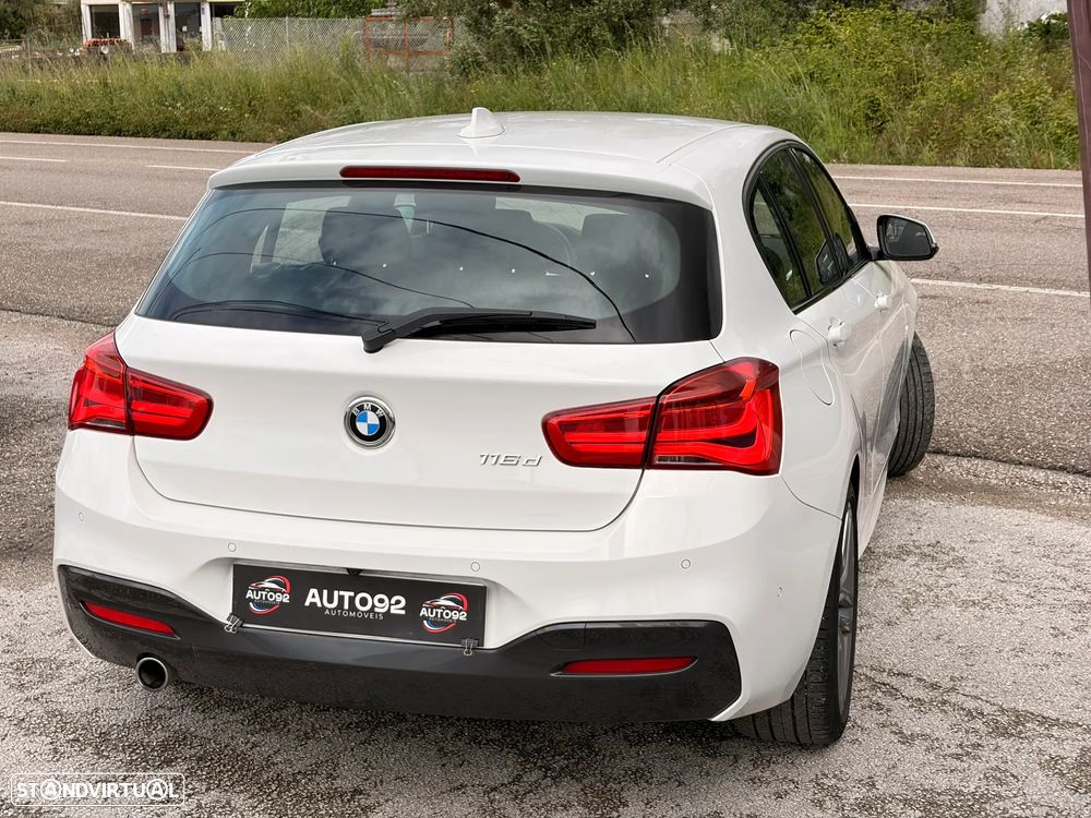 BMW 116 d Pack Desportivo M Auto - 7