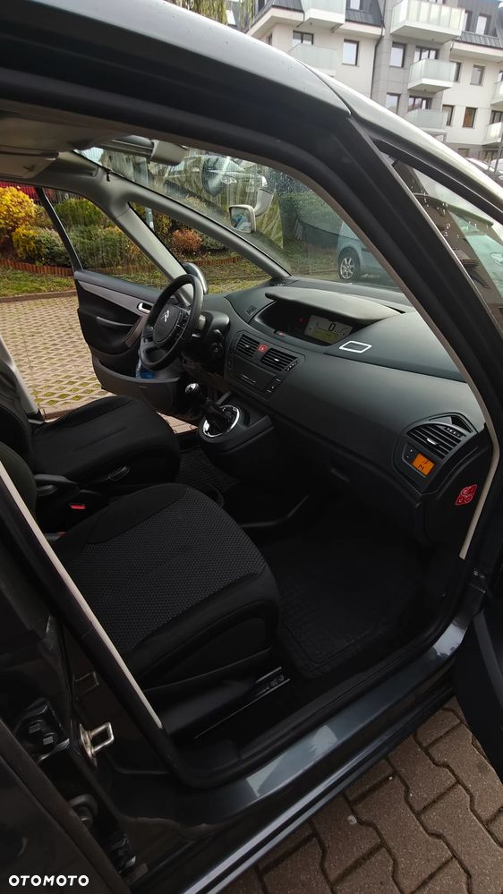 Citroën C4 Picasso 1.6 VTi Attraction - 8