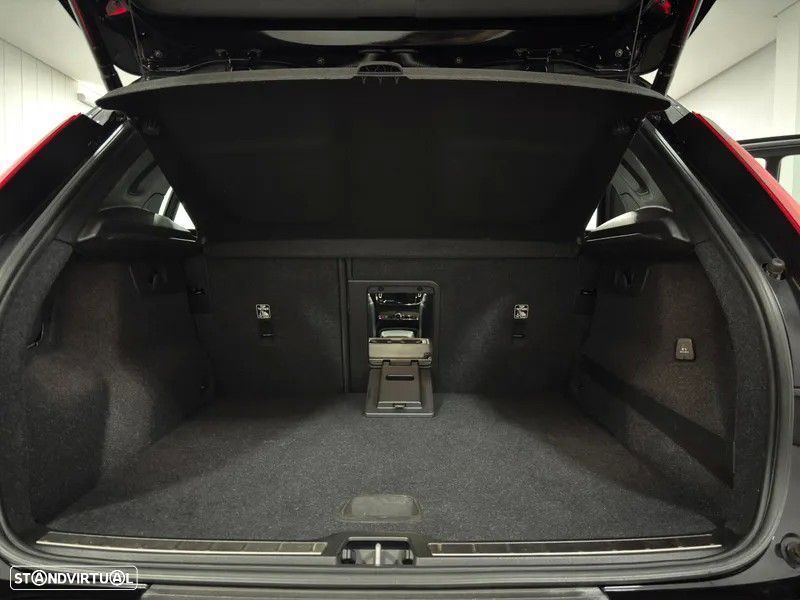 Volvo XC 40 1.5 T3 Inscription Geartronic - 52