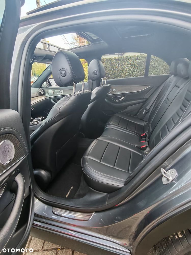 Mercedes-Benz Klasa E 220 d Business Edition 9G-TRONIC - 21