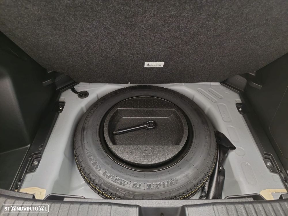 Toyota Yaris Cross 1.5 HDF Comfort Plus - 21