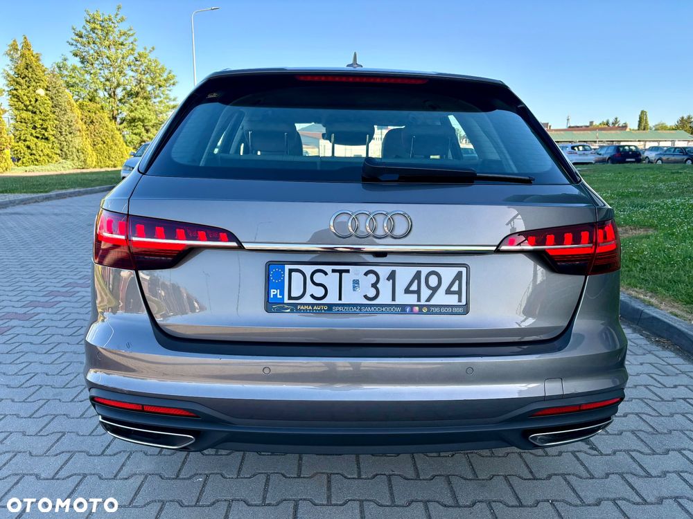 Audi A4 Avant 35 TFSI design - 17