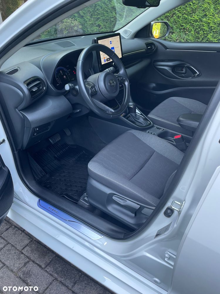 Toyota Yaris - 13