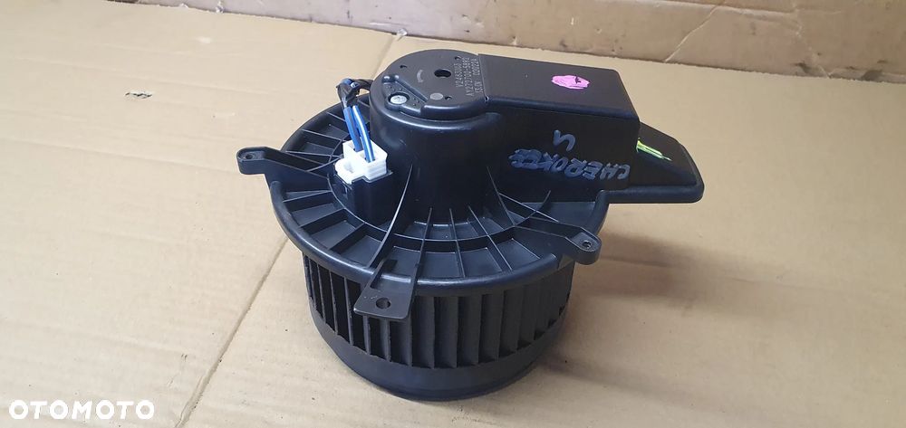 Wentylator silnik dmuchawy nagrzewnicy Jeep Grand Cherokee IV WK2 AY272700-5892 - 3
