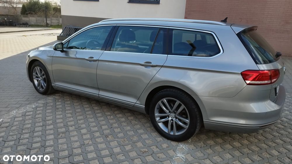 Volkswagen Passat 2.0 TDI SCR DSG Highline - 16