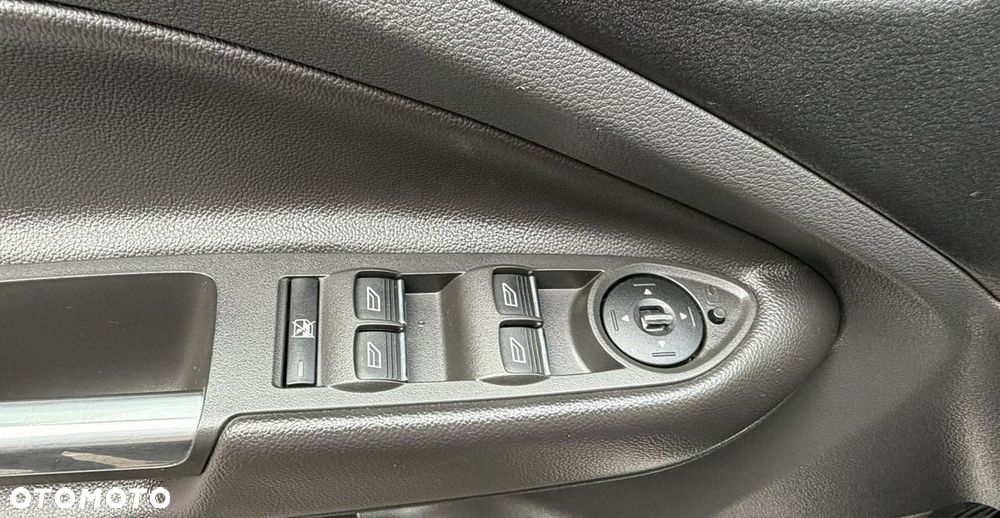 Ford Kuga - 20