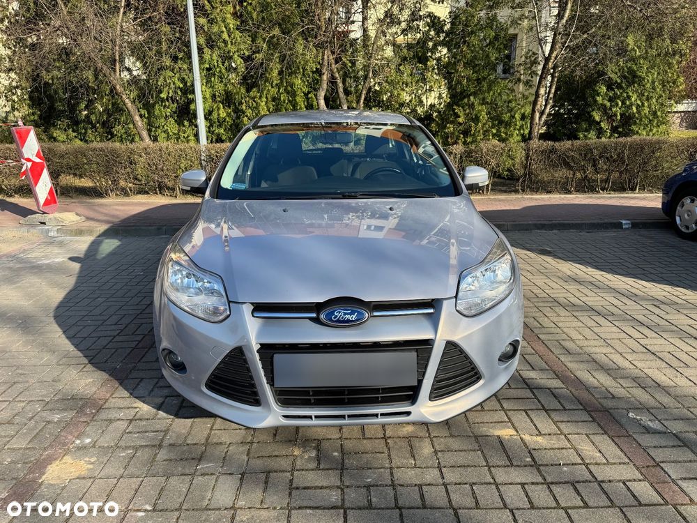 Ford Focus 1.6 Trend - 4