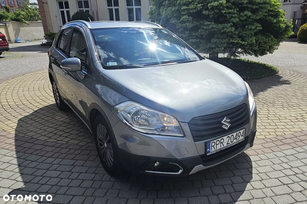 Suzuki SX4 S-Cross 1.6 DDiS Elegance 4WD - 1