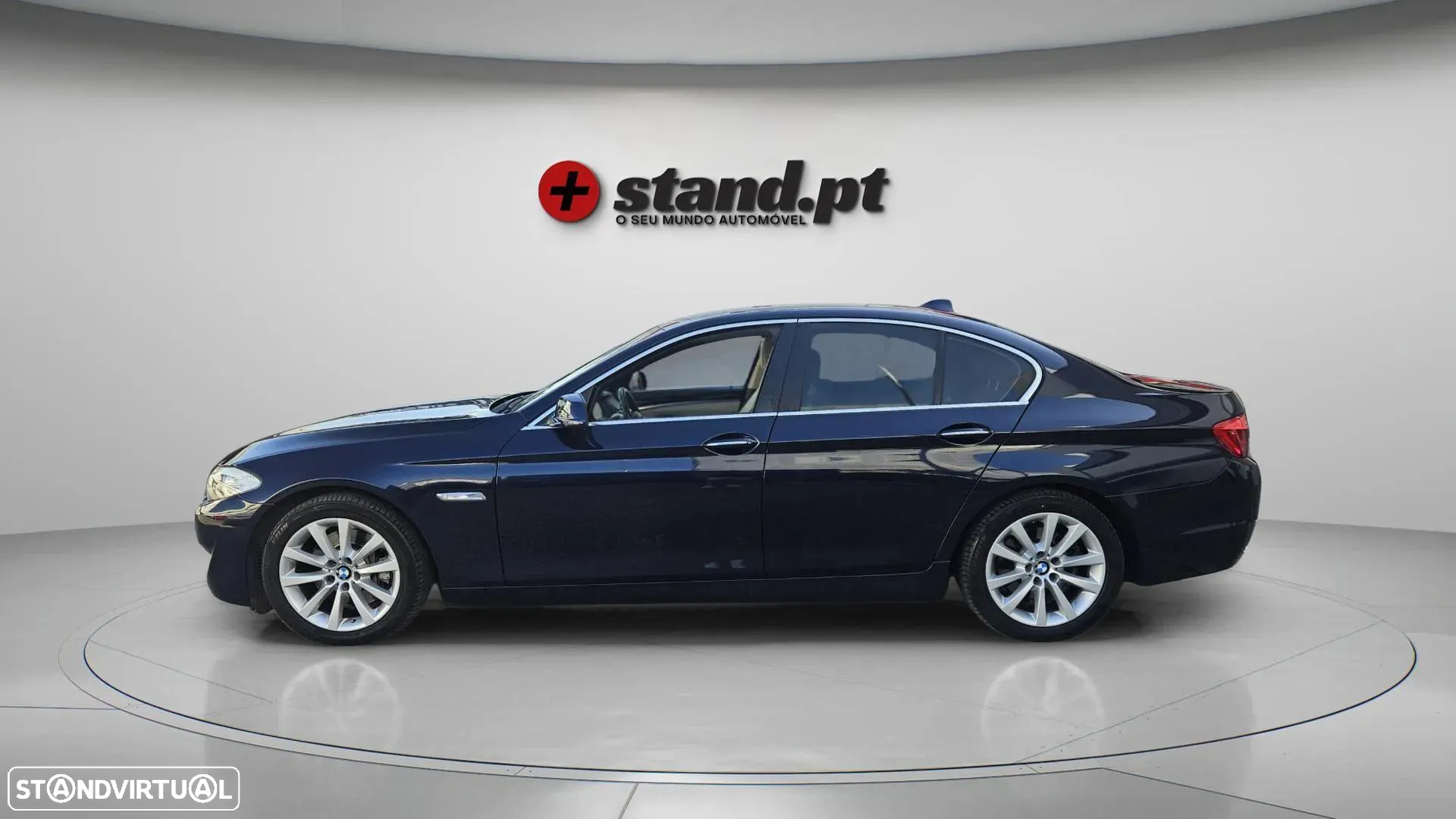 BMW 525 d Exclusive Auto 126g - 8