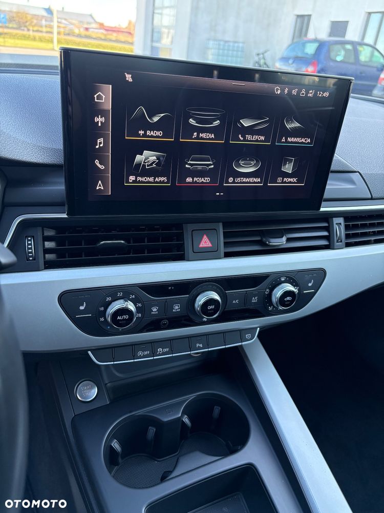 Audi A4 Limousine - 16