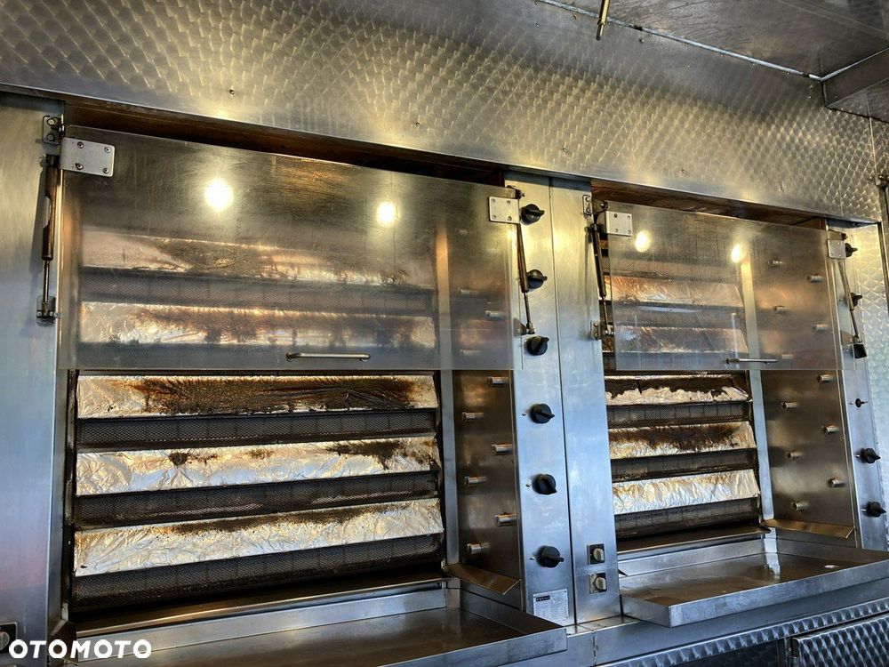 Mercedes-Benz Sprinter - 22