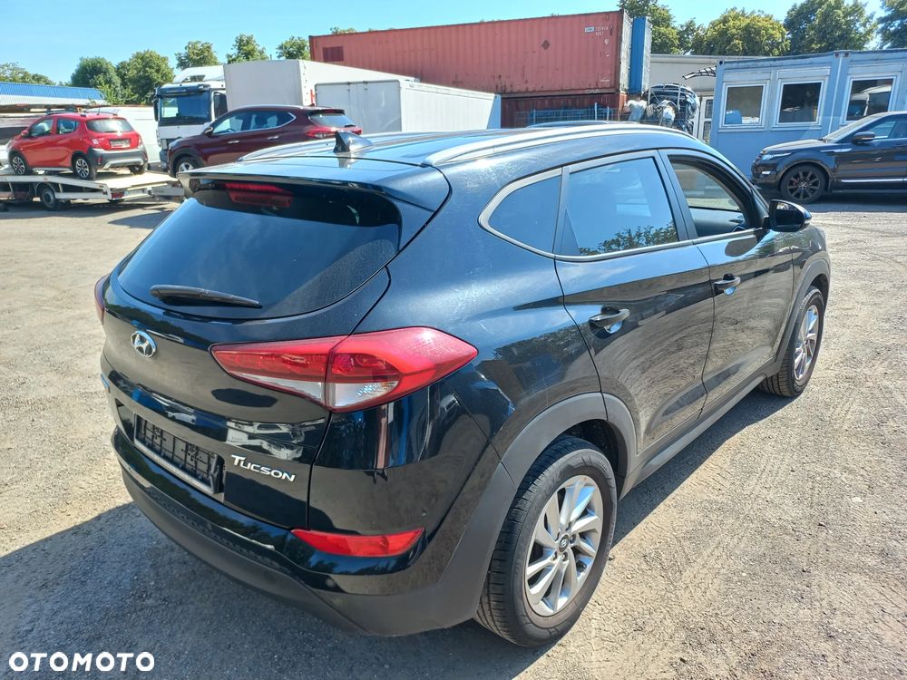 Hyundai Tucson blue 1.7 CRDi 2WD Style - 4
