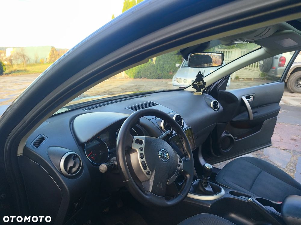 Nissan Qashqai+2 2.0 dCi Tekna Premium - 24