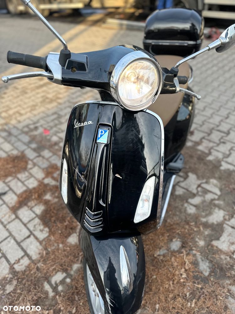 Piaggio Vespa - 2