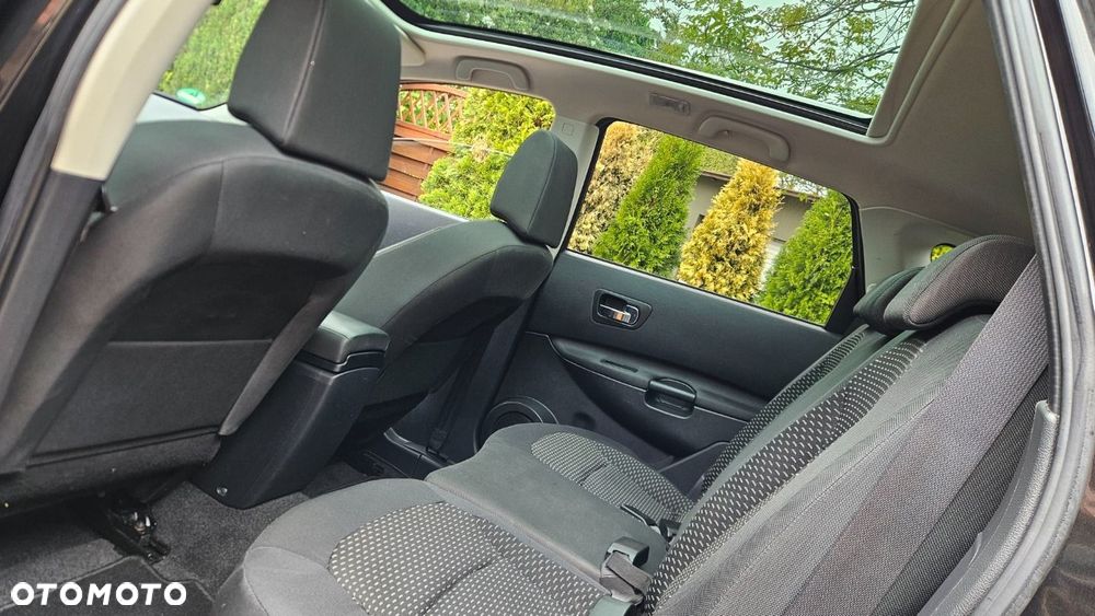 Nissan Qashqai+2 - 15