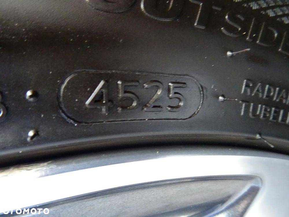 Kia Ceed 1.4 T-GDI DCT OPF Platinum Edition - 24