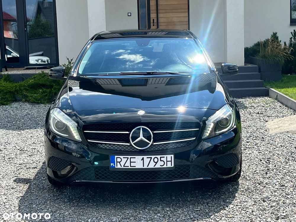 Mercedes-Benz Klasa A 180 BlueEfficiency Edition - 28