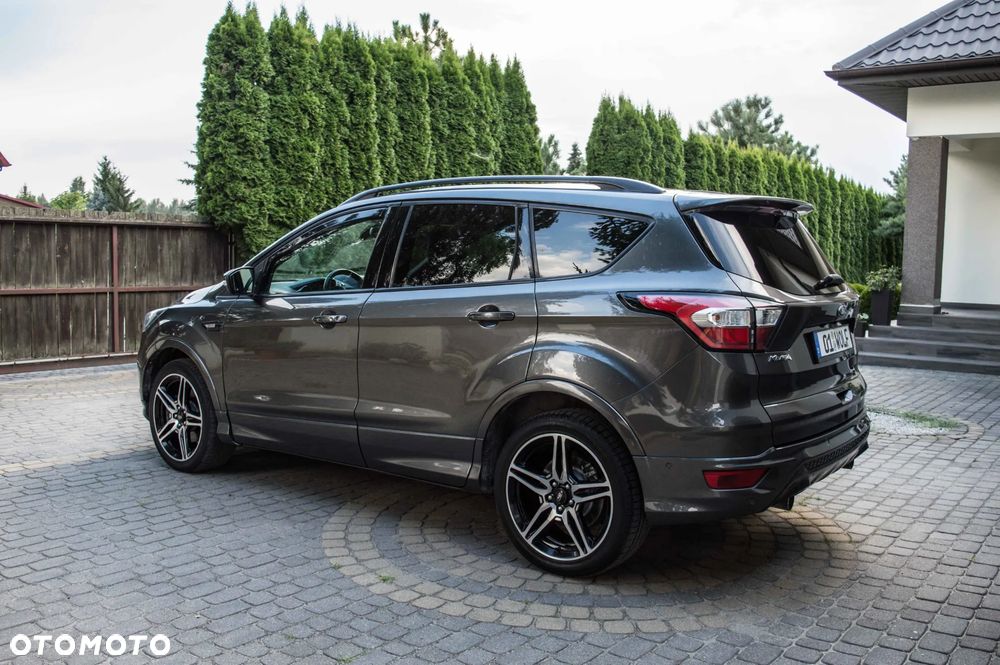 Ford Kuga 2.0 TDCi 4x2 ST-Line - 6