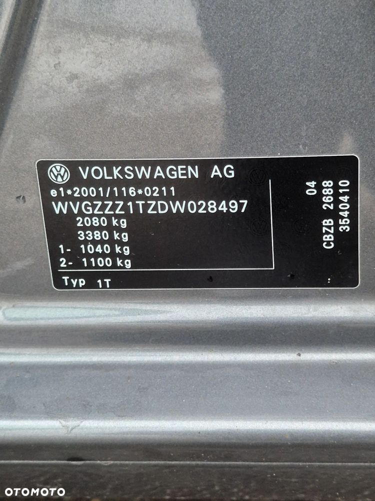 Volkswagen Touran - 18