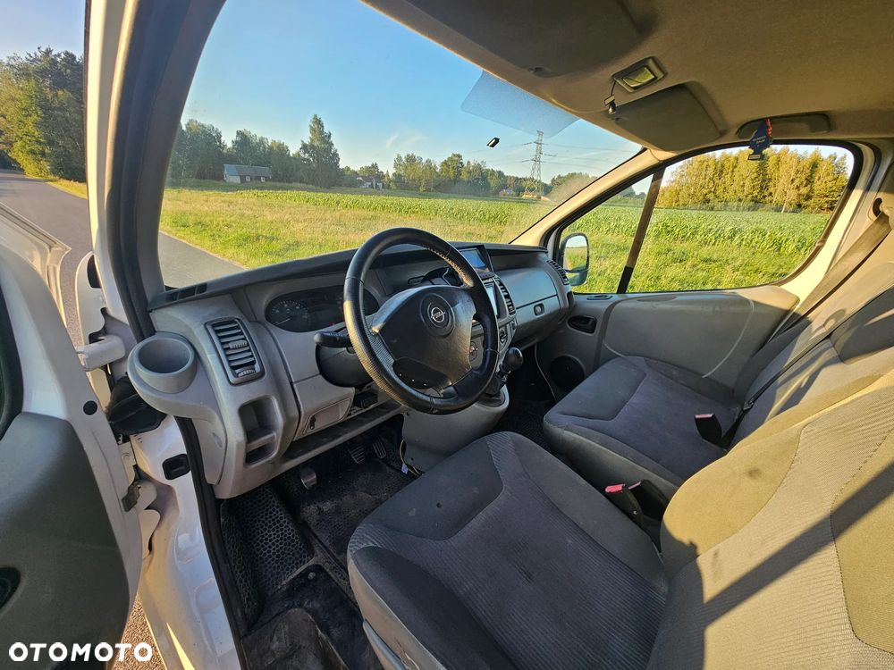 Opel Vivaro - 7