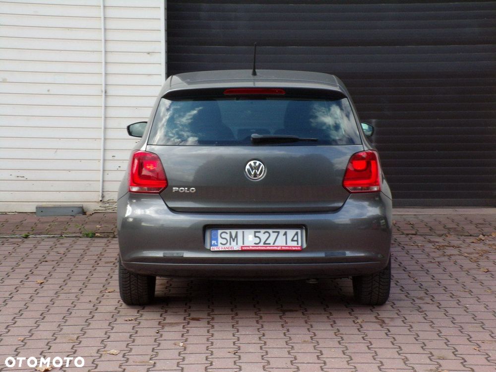 Volkswagen Polo - 8