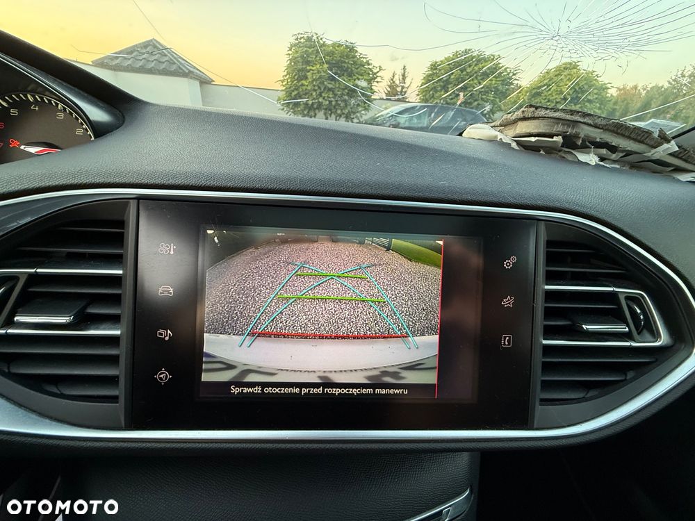 Peugeot 308 PureTech 130 EAT6 Stop & Start GT-Line Edition - 24