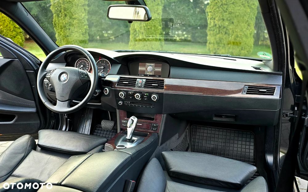BMW Seria 5 530d - 22