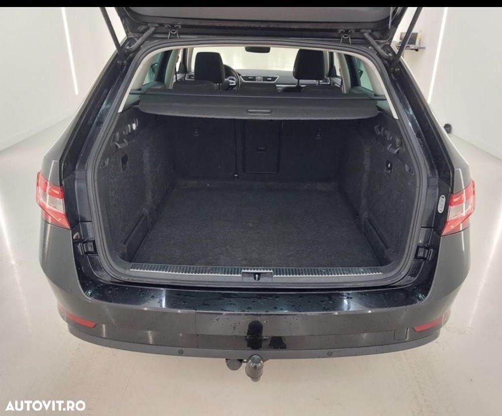 Skoda Superb 1.5 TSI ACT DSG Ambition - 15