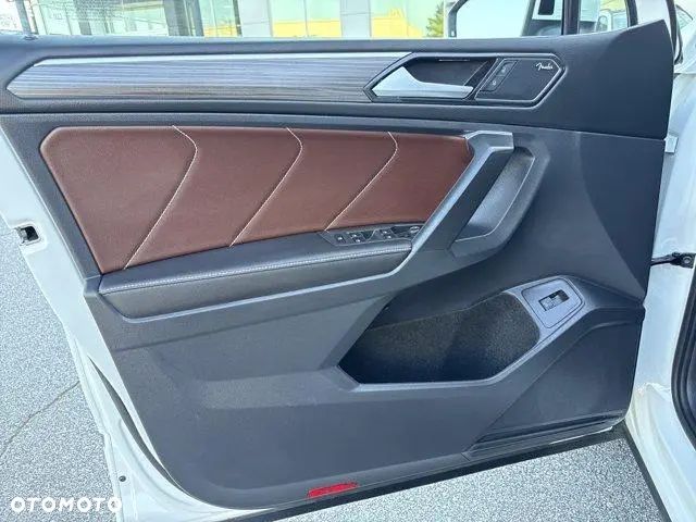 Volkswagen Tiguan - 23