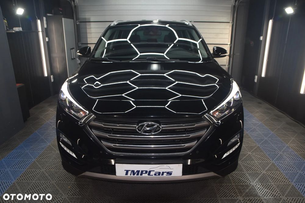 Hyundai Tucson 2.0 CRDi 4WD Automatik Advantage - 23