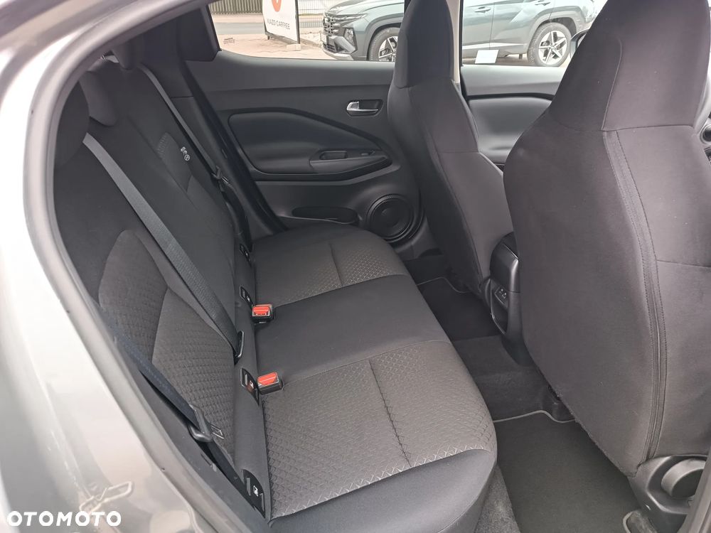 Nissan Juke 1.0 DIG-T Acenta DCT - 15