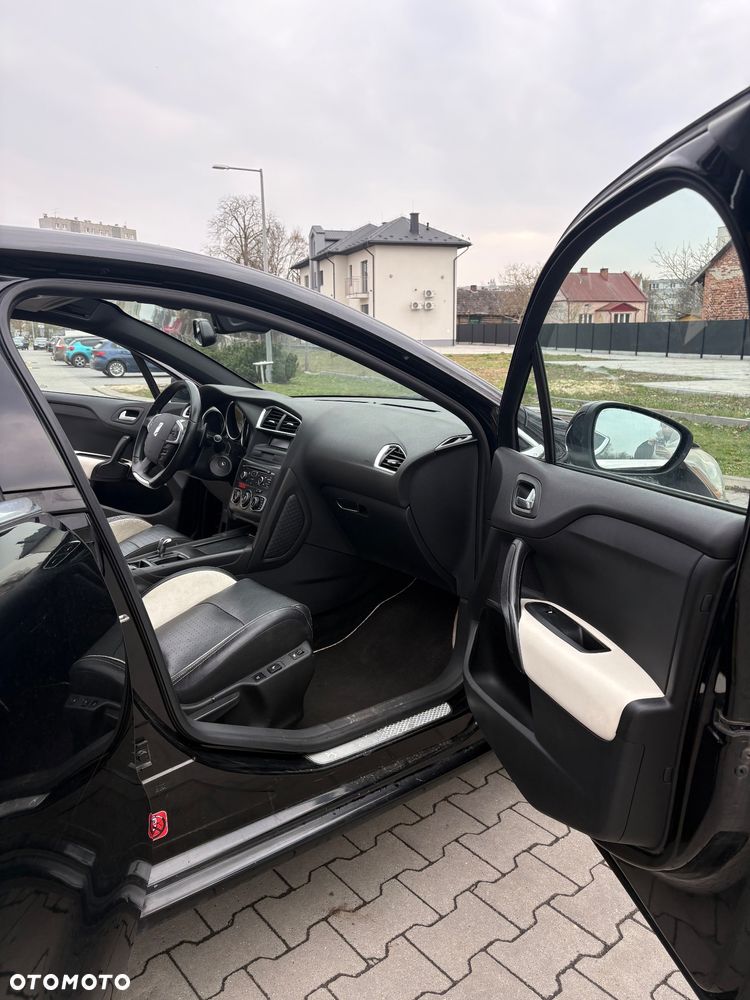 Citroën DS4 1.6 e-HDi SoChic MCP - 15