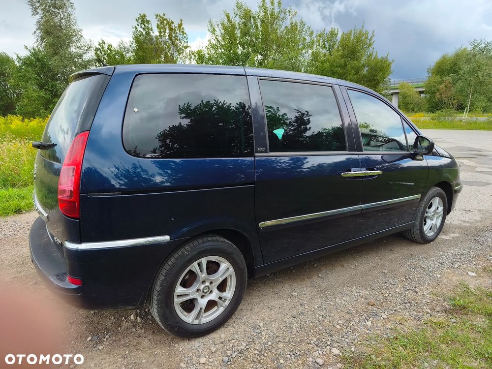 Peugeot 807 2.0 HDi Premium Euro5 - 4