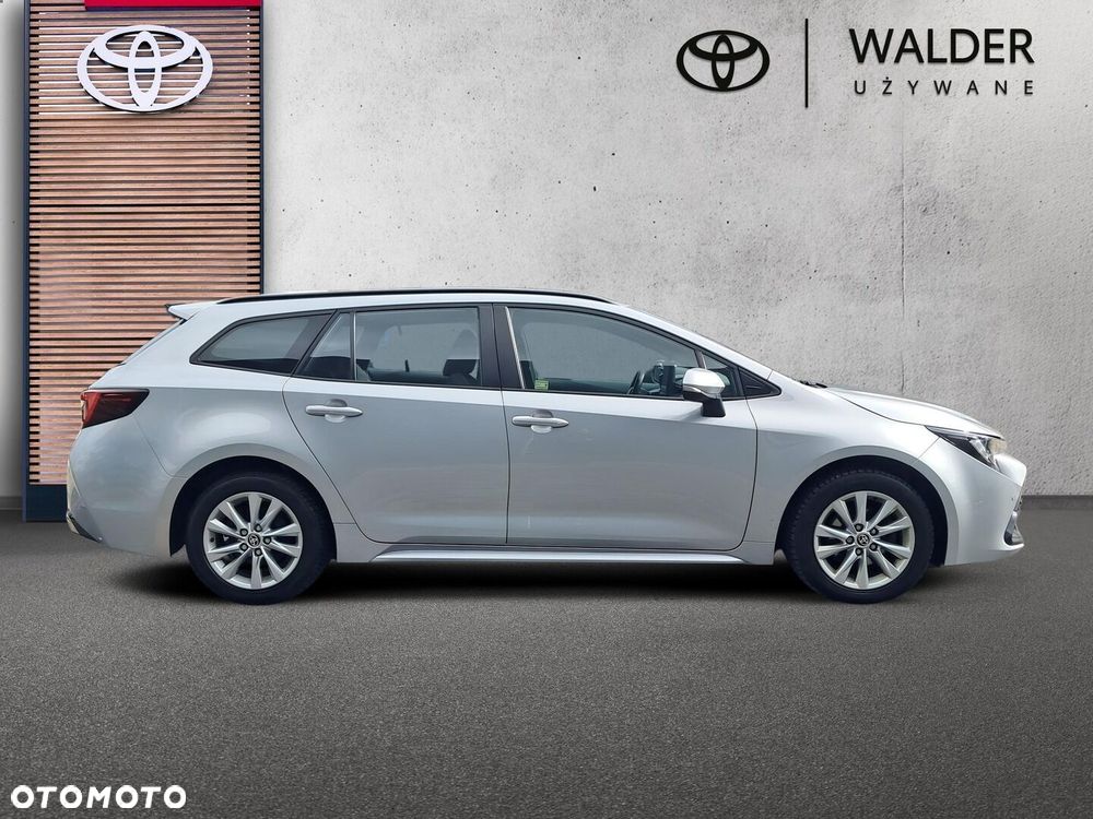 Toyota Corolla 1.8 Hybrid Comfort - 6