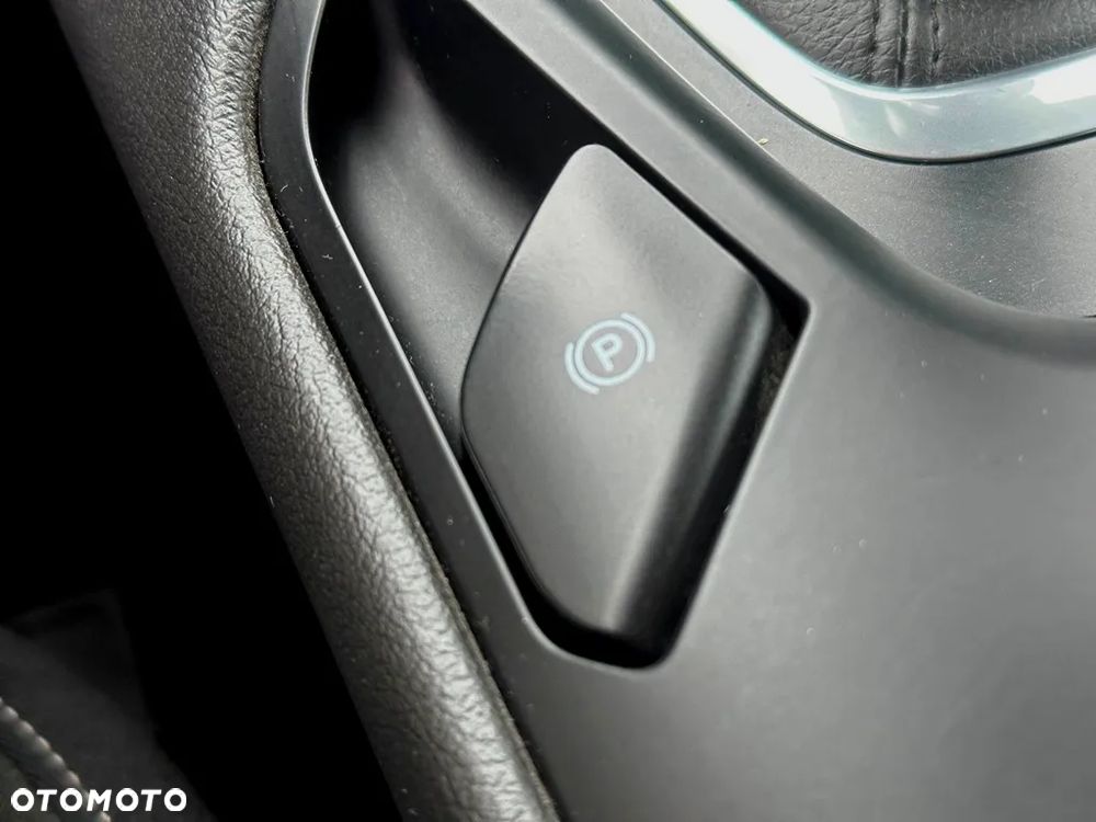 Ford Mondeo 2.0 EcoBlue Trend - 22