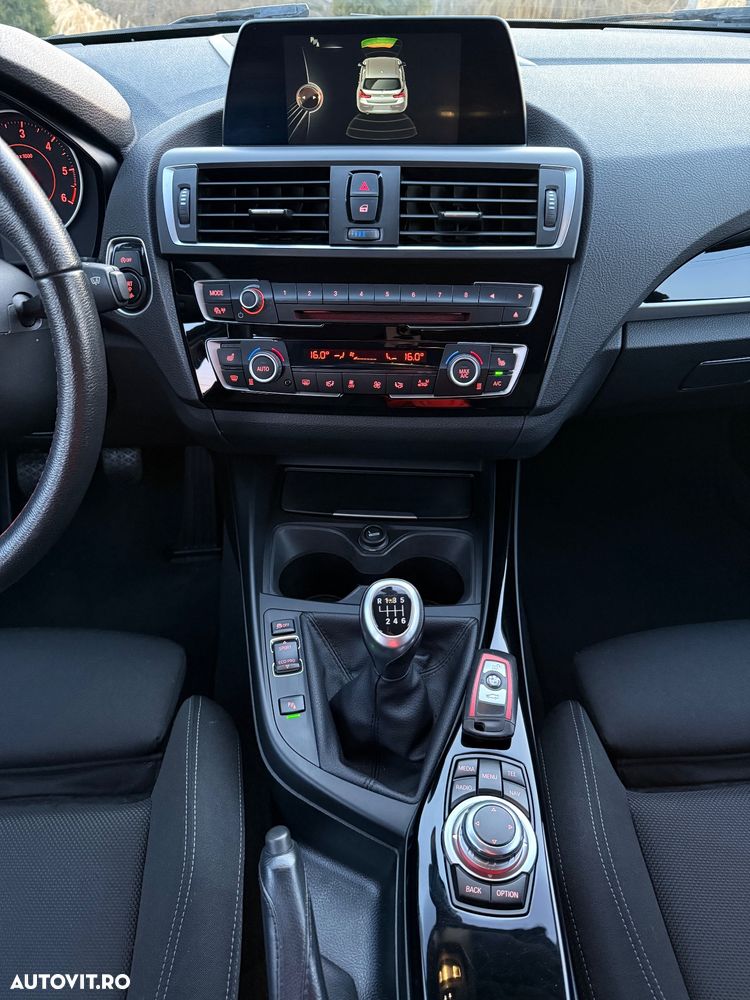 BMW Seria 1 118d Sport Line - 13