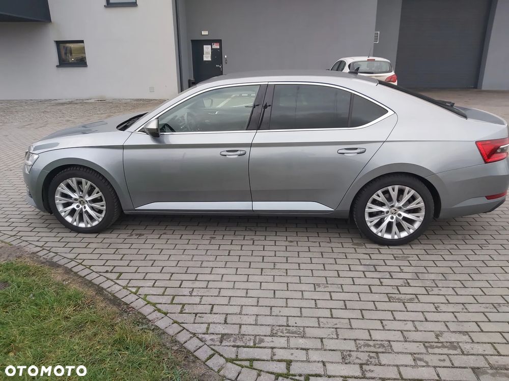 Skoda Superb 2.0 TDI SCR Style DSG - 7