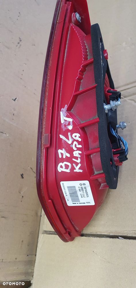 Lampa lewy tył tylna lewa w klapę VW Passat B7 Kombi 3AF945093L - 7