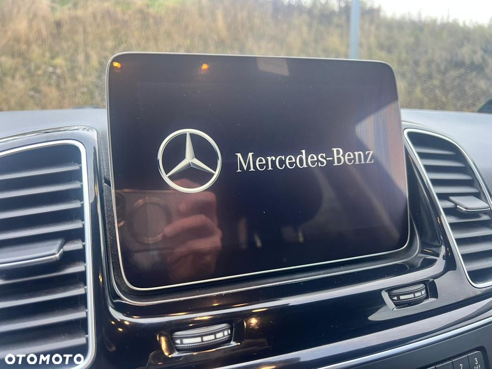Mercedes-Benz GLE 250 d 4-Matic - 25
