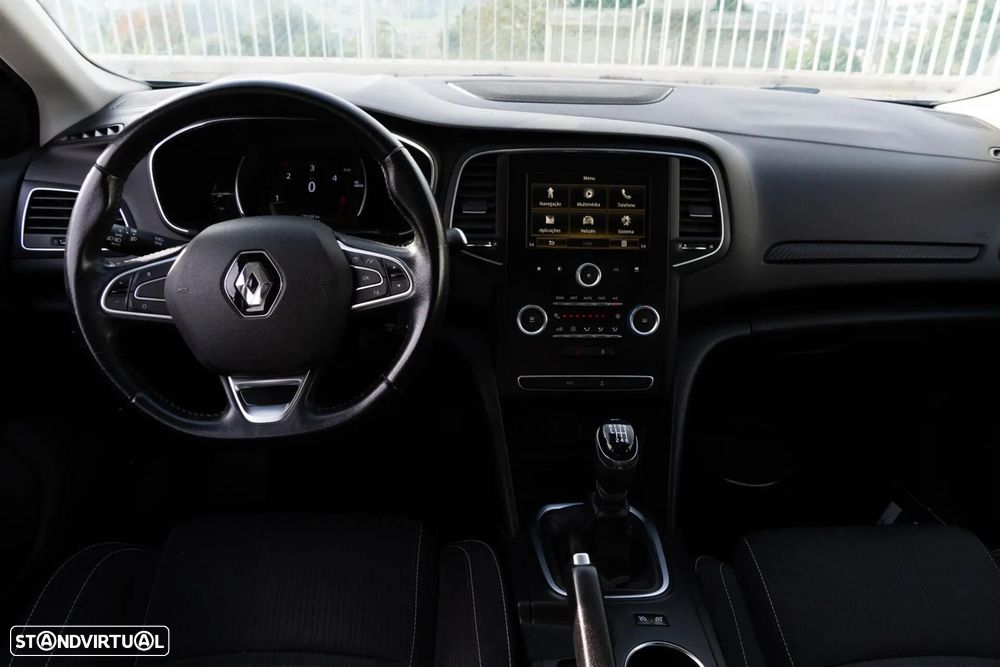 Renault Mégane 1.5 dCi Comfort SS - 11