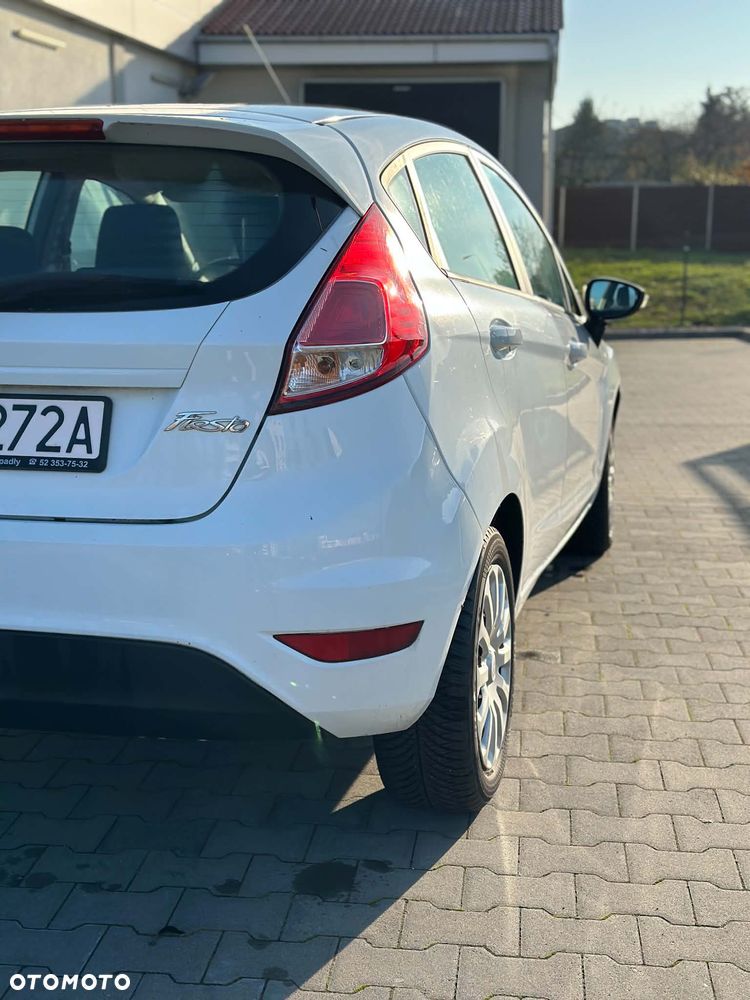 Ford Fiesta 1.4 Ghia - 6