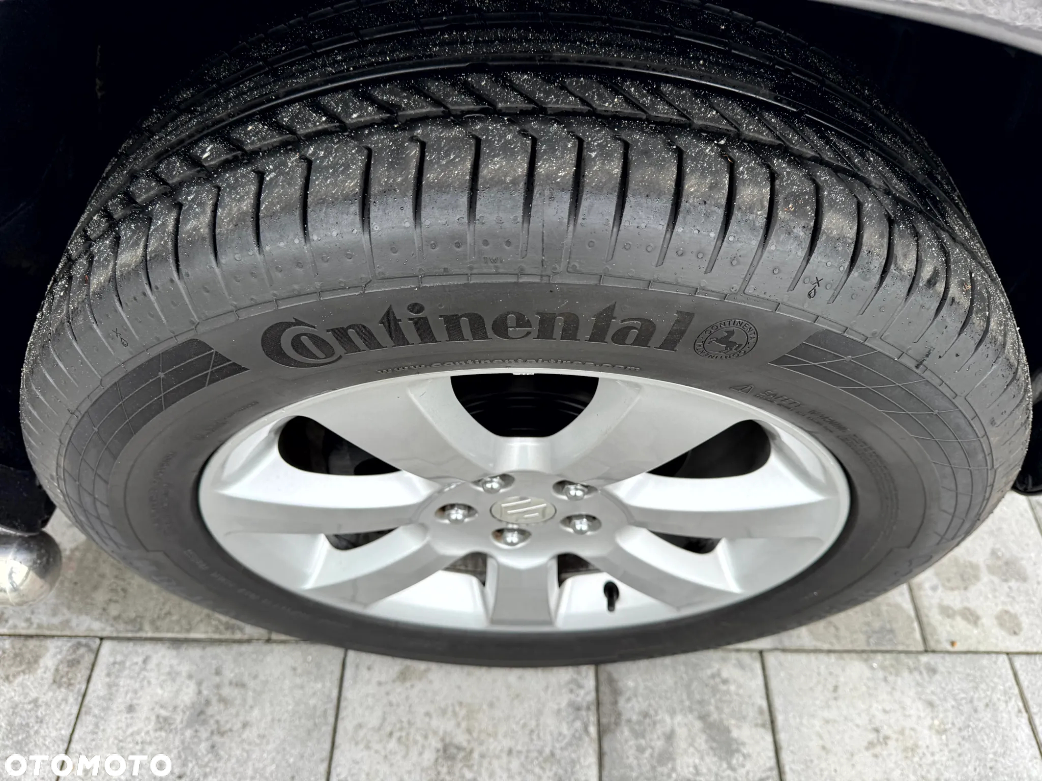 Suzuki Grand Vitara 2.4 Premium - 23