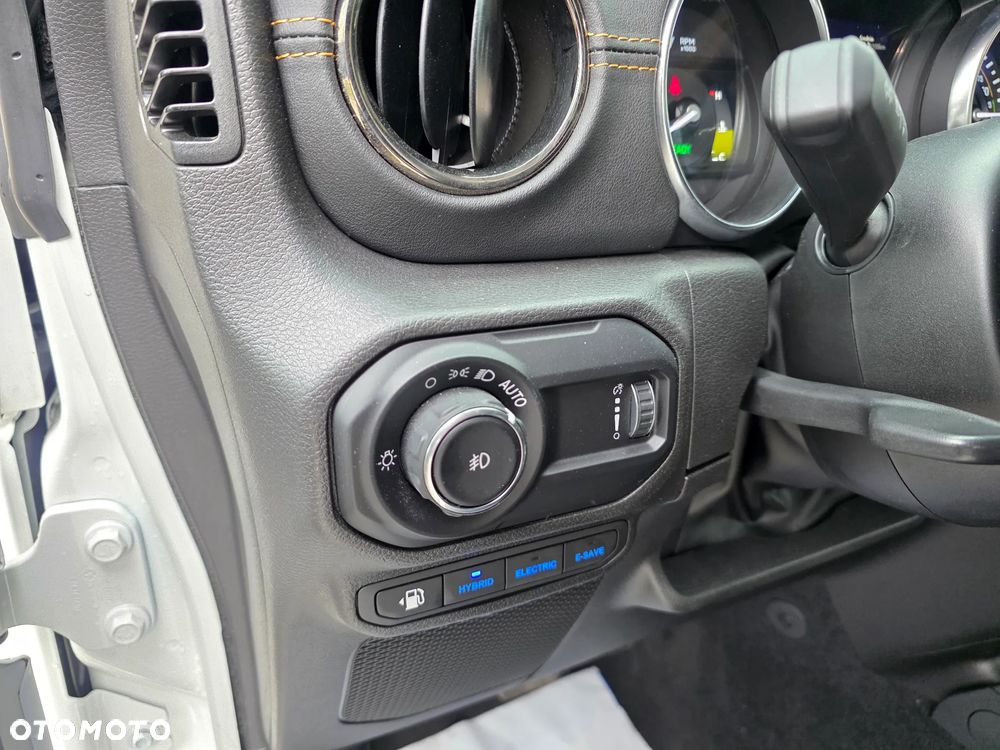 Jeep Wrangler Unlimited 2.0 Turbo PHEV 4xe Sahara - 8