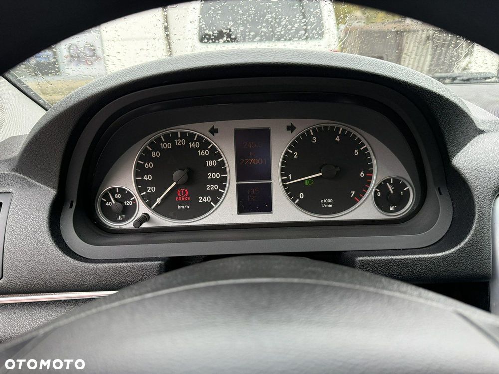 Mercedes-Benz Klasa B 150 - 8